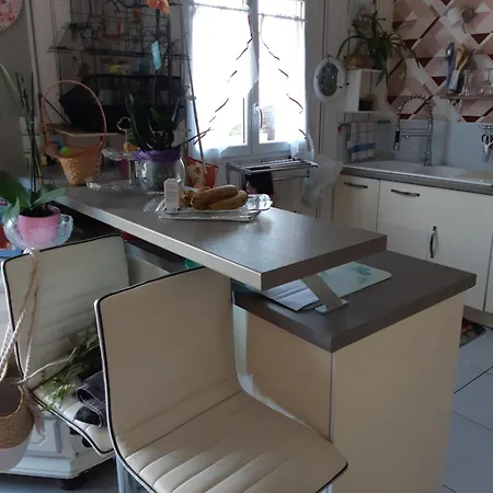 2 Avec Lit Double Dans Pavillon, Chez Lilyanne * Tonnay-Charente